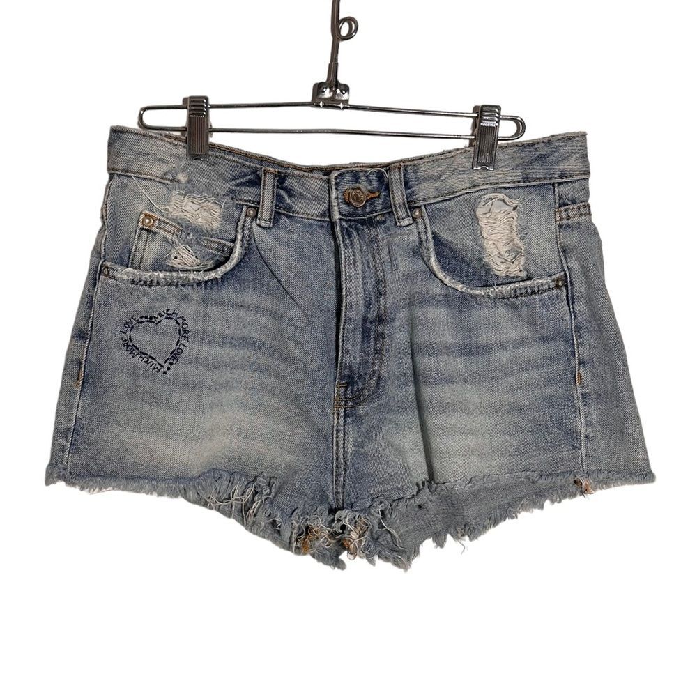 Zara Womens Sz 8 High Rise Denim Shorts Distressed Raw Hem Light Wash Heart